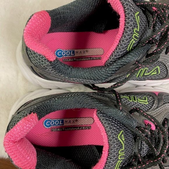 LIKE‎ NEW Fila Women's Silver & Sugarplum Quadrix Running Shoe, size 10 - Picture 12 of 13